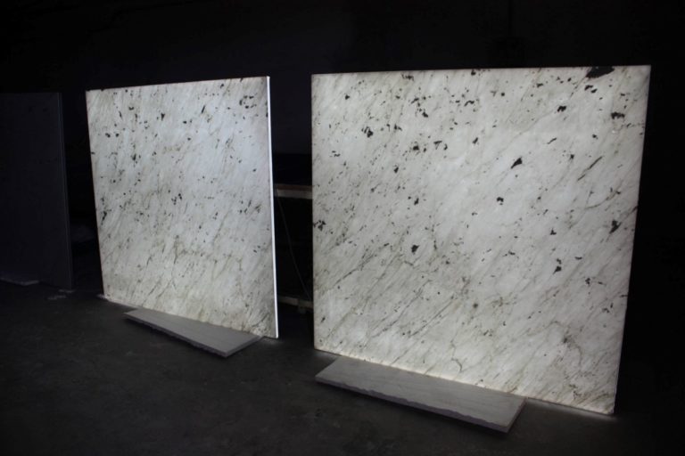 Bianco Carrara C retroilluminato