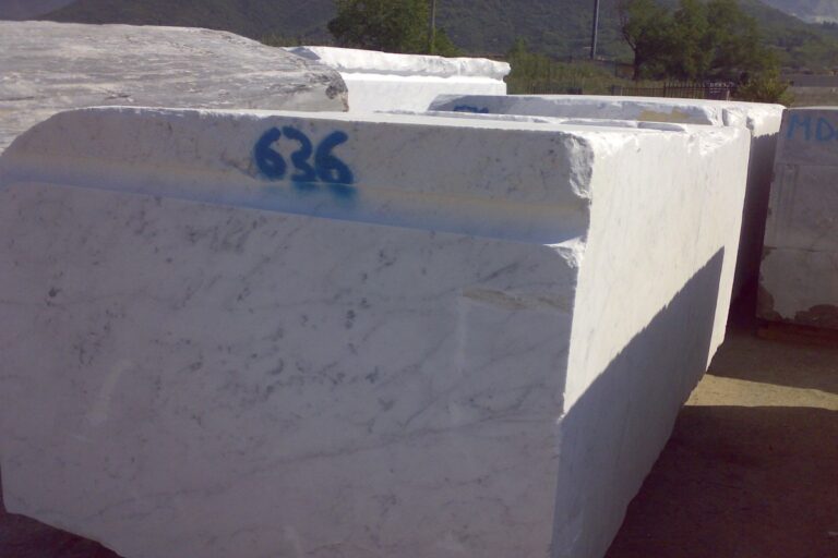 blocchi marmo bianco carrara gioia